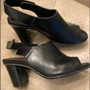 slip on sandals with nice heel